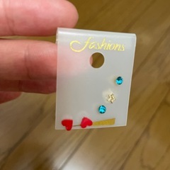 【新品】ピアスの画像