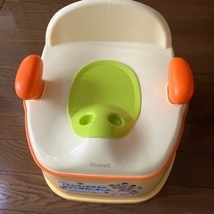 リッチェル Richell ポッティス イス型おまる イエロー