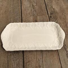 ウエッジウッド　WEDGWOOD　ホワイト長方形皿