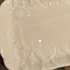 ウエッジウッド　WEDGWOOD　ホワイト長方形皿の画像