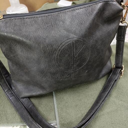 新品・未使用【D.KELLY ショルダーバック　レディース】