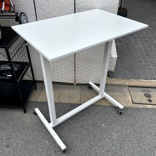 《売約済》【武蔵小山店】 昇降テーブル リフティングテーブル キャスター付き 白 テーブル オフィス デスク スタンディングデスク 作業デスク ホワイト PCデスク パソコンデスク