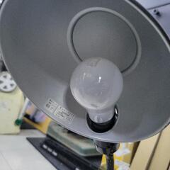 デスクライト　中古　リサイクルショップ宮崎屋住吉店25.8.8の画像