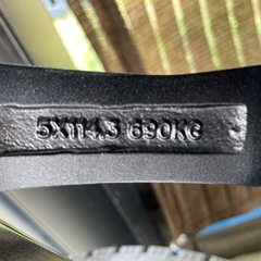 新品購入後ヤリスクロスにワンシーズン履いてました。の画像