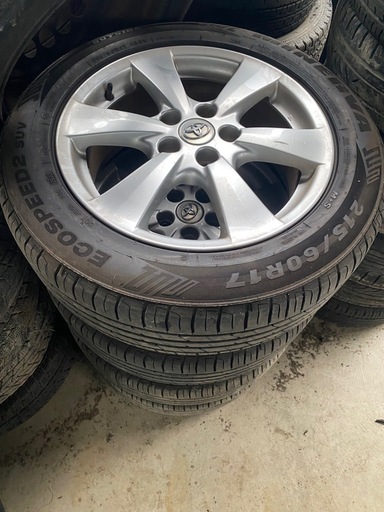 超バリ溝【22年製ミネルバ215/60R17】17インチ