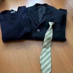 姉崎ブレザースーツの画像