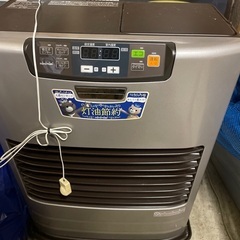 ストーブ　灯油タンク付き