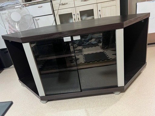 テレビ置き台