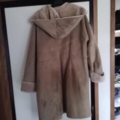 ムートンコートの画像