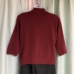 1110.CHADORIANえんじ色ニットセーター 五分丈☆の画像