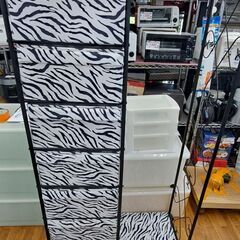 【リサイクルショップどりーむ鹿大前店】No11101　ラック　収納付き　ハンガーラック有　写真参照の画像