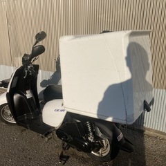 ヤマハ ギア パーキングスタンド 距離1万㌔以下　ウーバーなどにの画像