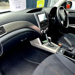 フォレスター★ターボ車★４ＷＤ★本土仕入★２年車検・２年保証込み！下取り可能！の画像