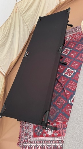 キャンプ用簡易ベッド、コット