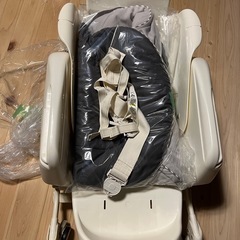 コンビ　ハイローバウンサー　ベビーラック
の画像