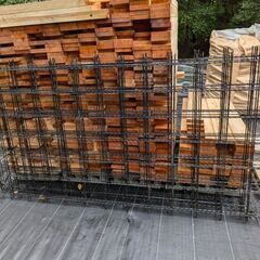 ワイヤーメッシュ 2.6×100ｍｍ 1Ｍ×2Ｍ 8枚まとめて(錆止め処理済)の画像