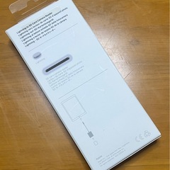 純正iPhone専用SDカードカメラリーダーの画像