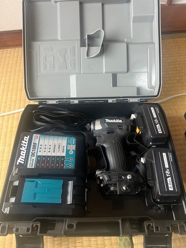 makitaインパクトドライバー18V、ビット（タジマ
）