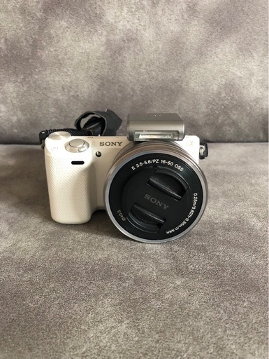 【SONY】 一眼レフ NEX-5T ホワイト