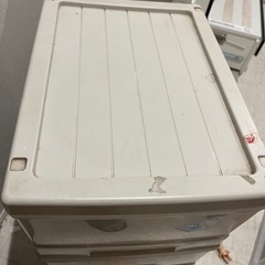 衣装ケースの画像