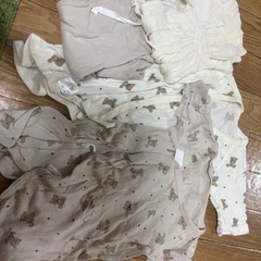 (赤ちゃん用品大量出品中)肌着まとめ売りの画像