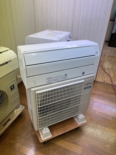 ①美品✨ 激安エアコン FUJITSU 家庭用 ルームエアコン 6畳〜 2020年 AS-C22K/AO-C22K セパレートタイプ 家電 季節、空調家電 エアコン