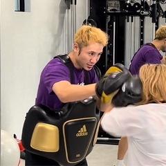 プロボクシング、アジア3冠王、吉野修一郎が川越にボクシングフィットネスジムをオープン！ - 地元のお店