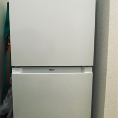 【破損・目立った傷無し】昨年購入の冷蔵庫（121L）