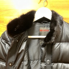 PRADAダウンコート中古Mサイズ⭐︎の画像