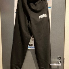 PUMA プーマ 黒 スウェットパンツ 裏微起毛 美シルエットの画像