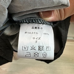 花柄キャミソール黒の画像