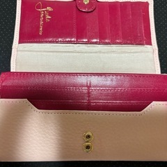 中古品ロベルタディカメリーノ長財布 ピンクの画像