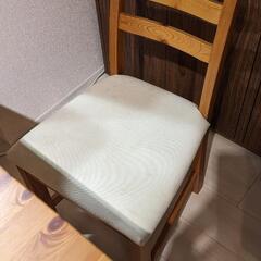 【受け渡し予定者決定】イケア　机と椅子の画像