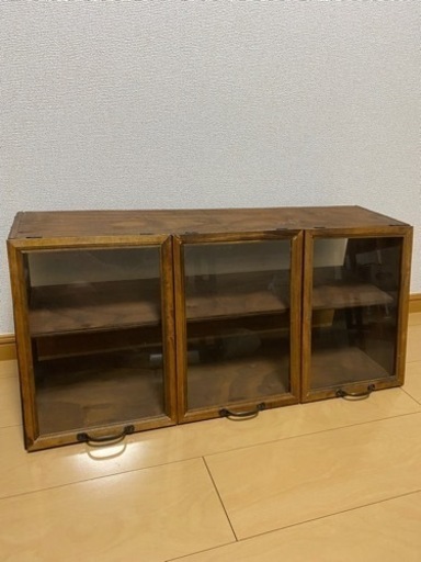 棚　ショーケース