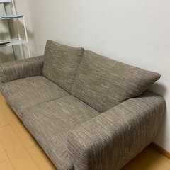 ソファの画像