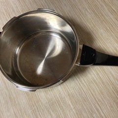 IH対応　 ステンレス圧力鍋　3L　説明書箱付きの画像