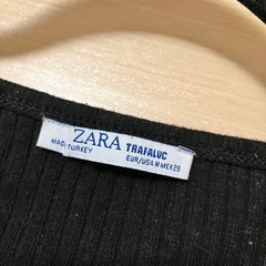 ZARAショートトップス　の画像