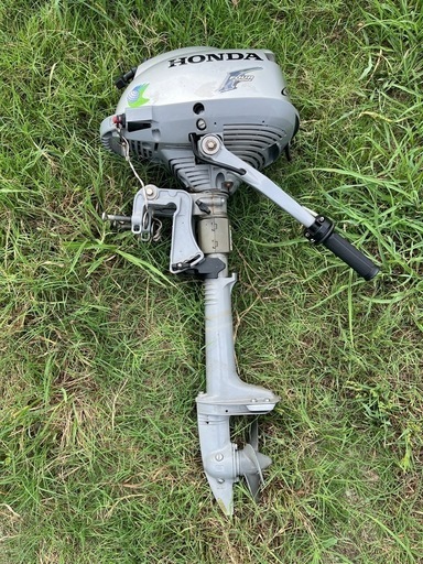 ホンダ2馬力船外機(BF2)S足　旧モデル　始動良好