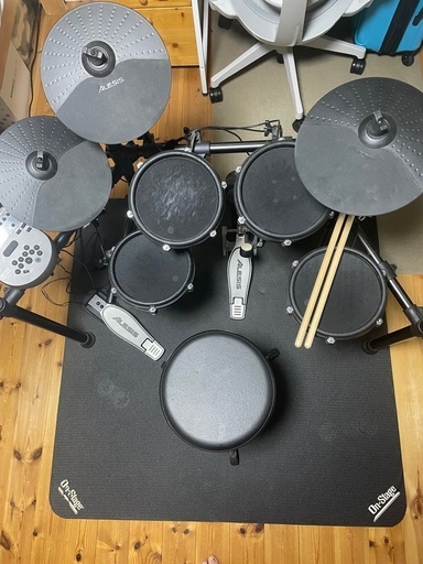 Alesis NITRO MESH KIT電子ドラムセット