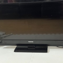 32型　液晶カラーテレビ