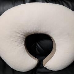授乳クッション 色んな使い方に の画像