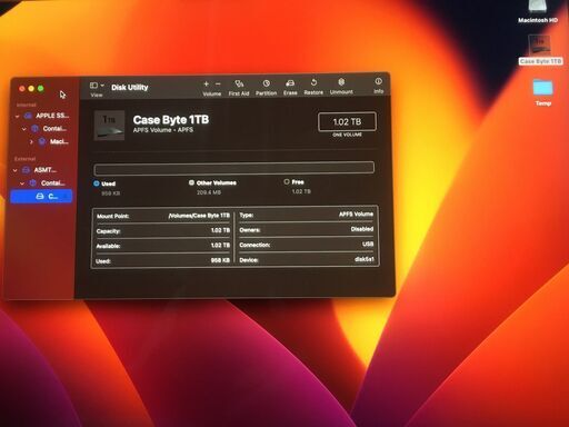 【新品・未使用】Case Byte 1TB SSD一体型 13inch MacBook Pro 保護ケース(黒／グレー)