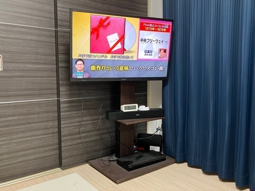 AQUOS 40インチ薄型テレビ　TVスタンド付き
