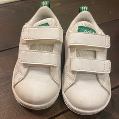 adidas 12センチ　くつ　サンダル  の画像