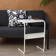 IKEA サイドテーブルの画像