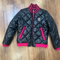 レディースダウンジャケット とNIKEウインドウブレーカー
