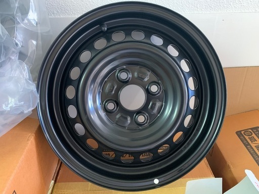 軽自動車用　　新品スチールホイールセット