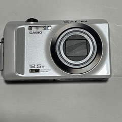 CASIO EX-ZR200
