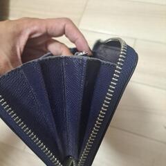 コーチ花柄長財布の画像