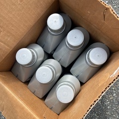 値下げしました‼️エンジンオイル　mobile1 0w-40　の画像